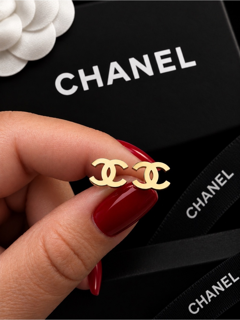 Gold Interlock Luxury  Stud Earrings